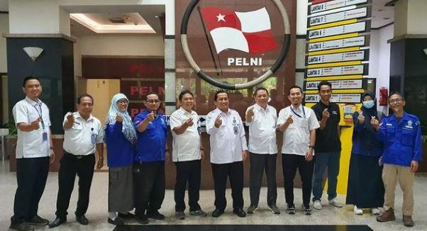 Pemasangan Peralatan Vessel Automatic Weather Station (VAWS) Kapal  PT. Pelni